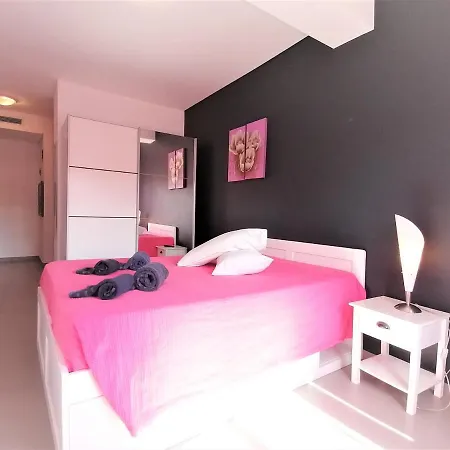 Paraiso Sol Rocha Luxurious アパート